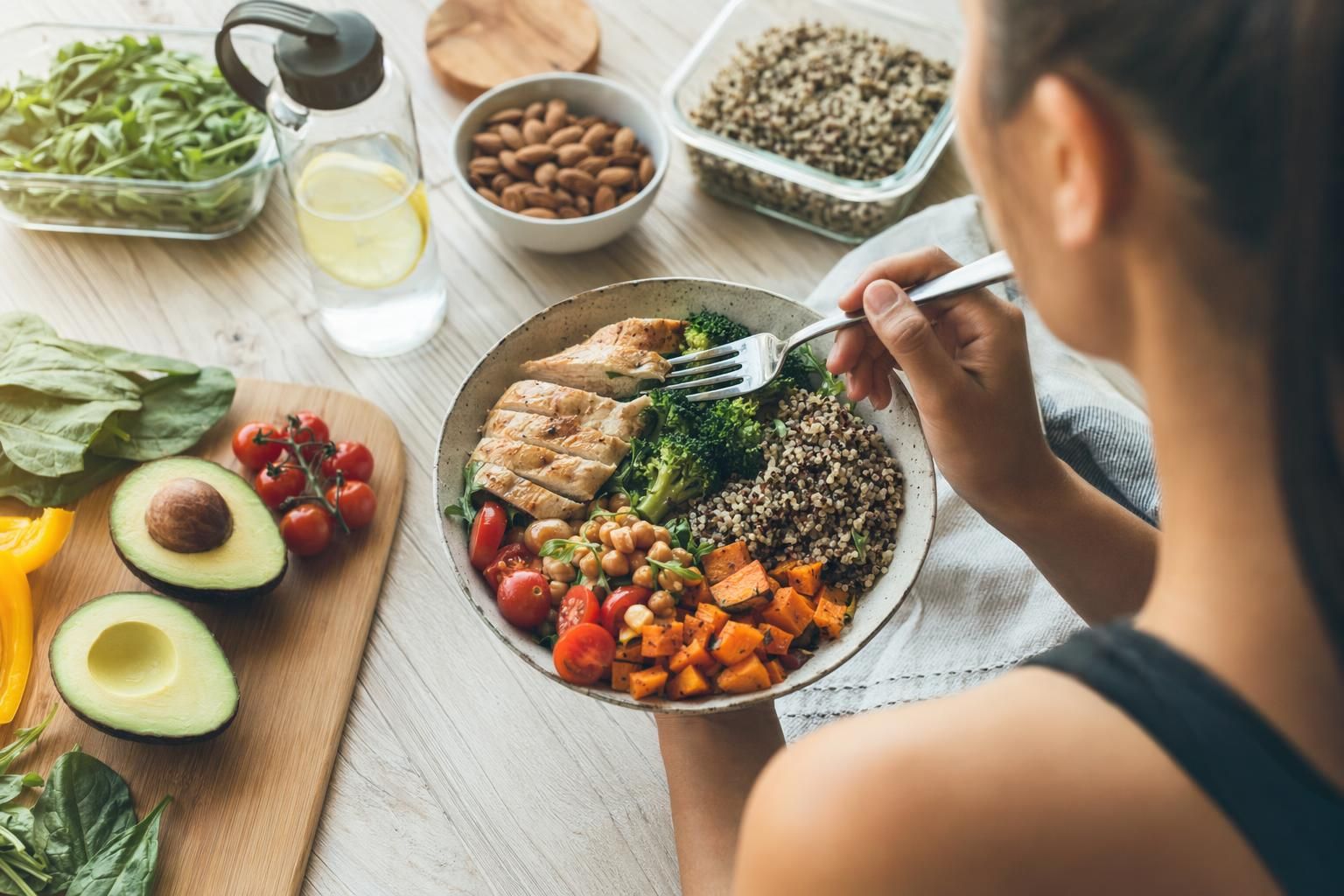 Faut-il utiliser les protéines en poudre dans un programme de musculation ?
