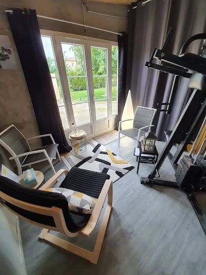 pro-carl-linsolas-coach-sportif-coach-de-vie-pilates-c.jpeg