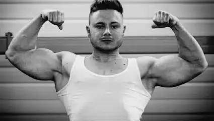 Dylan Charpentier- Coach sportif diplomé- Entrainement et Conseil alimentaire - Laval