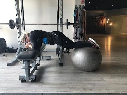 pro-electrostimulation-sportfit360-fitness-maitre-nage.jpeg