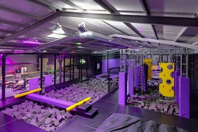 pro-oxypark-fitness-trampoline-et-foot-gisors.jpeg
