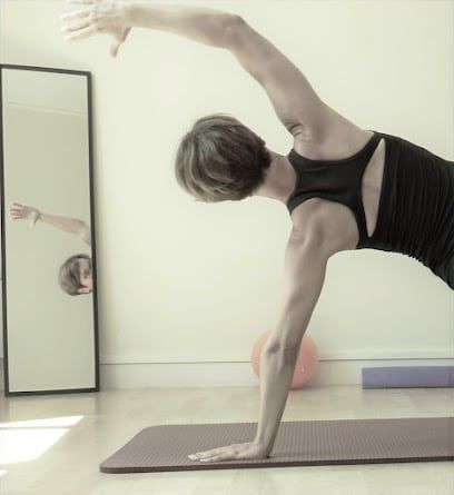 pro-virginie-fouque-studio-pilates-niort.jpeg